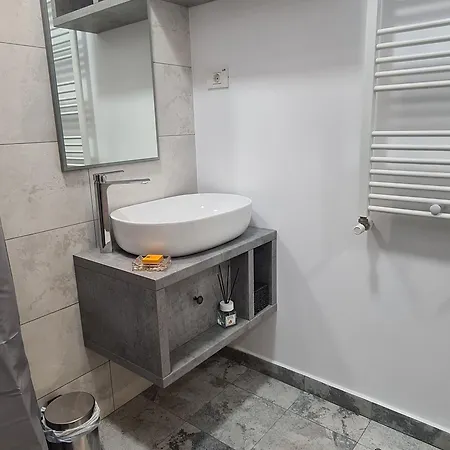 Ξενοδοχείο με διαμερίσματα Yamada Năvodari